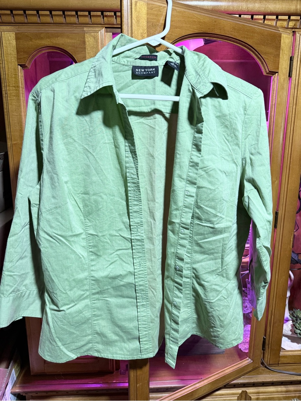 Bundle deal - 3 Button Up Shirts - Picture 5 of 6